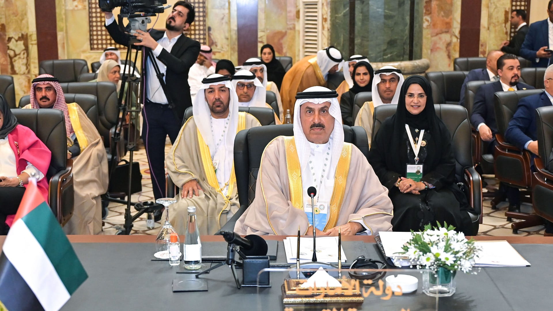 Image for the title: Saqr Ghobash calls for greater parliamentary coordination 