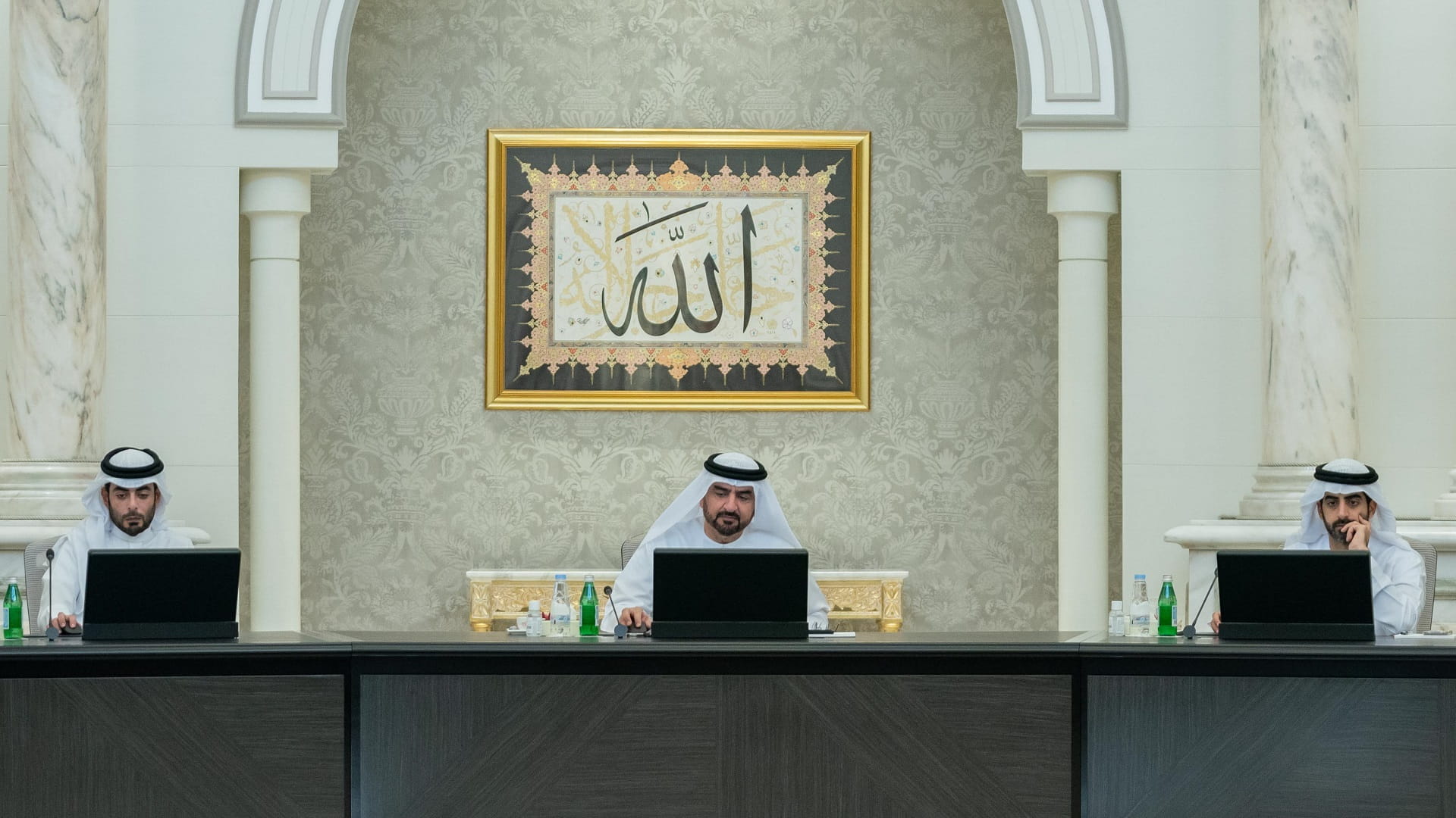 Image for the title: SEC issues decision regulating exemption from traffic fines 