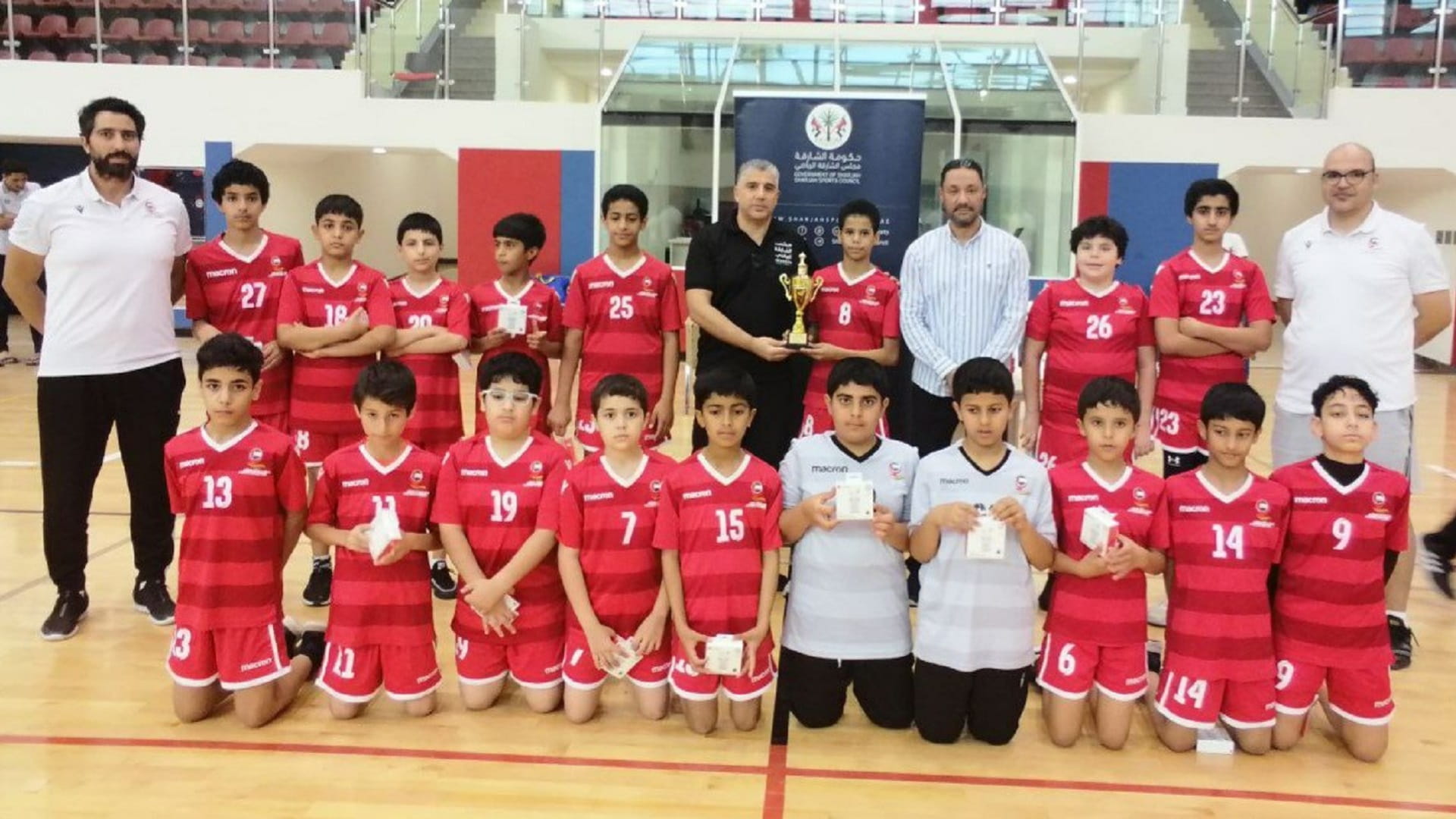 صورة بعنوان: مجلس الشارقة الرياضي يختتم برنامج نشاط كرة اليد  