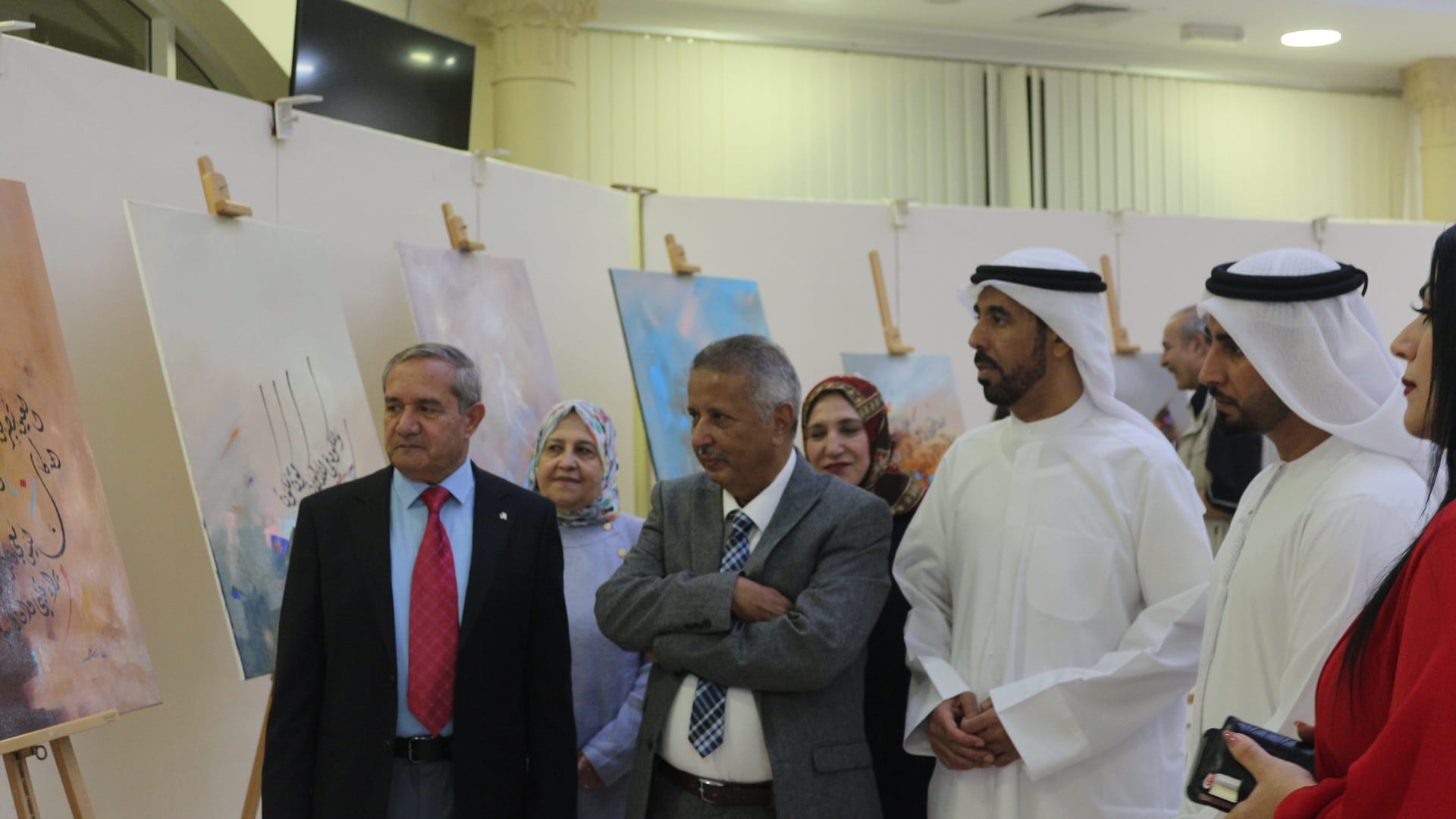 Image for the title: Arab Cultural Club hosts 'Dialogue' exhibition 