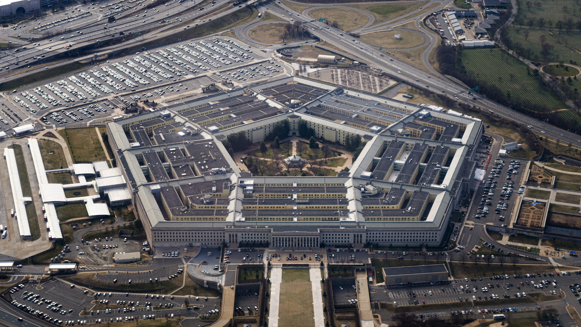 صورة بعنوان: الجيش الأوكراني يتلقى تدريباً على منظومة باتريوت بالولايات المتحدة 