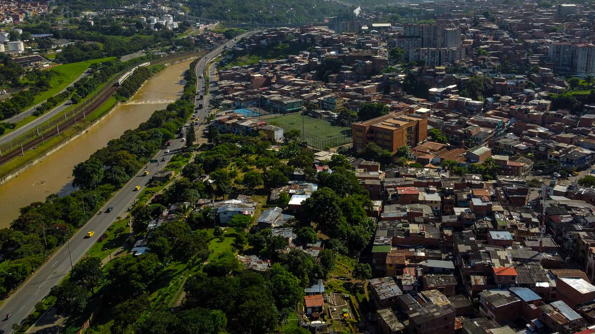 Image for the title: 10 dead in recent Colombia rebels battle 