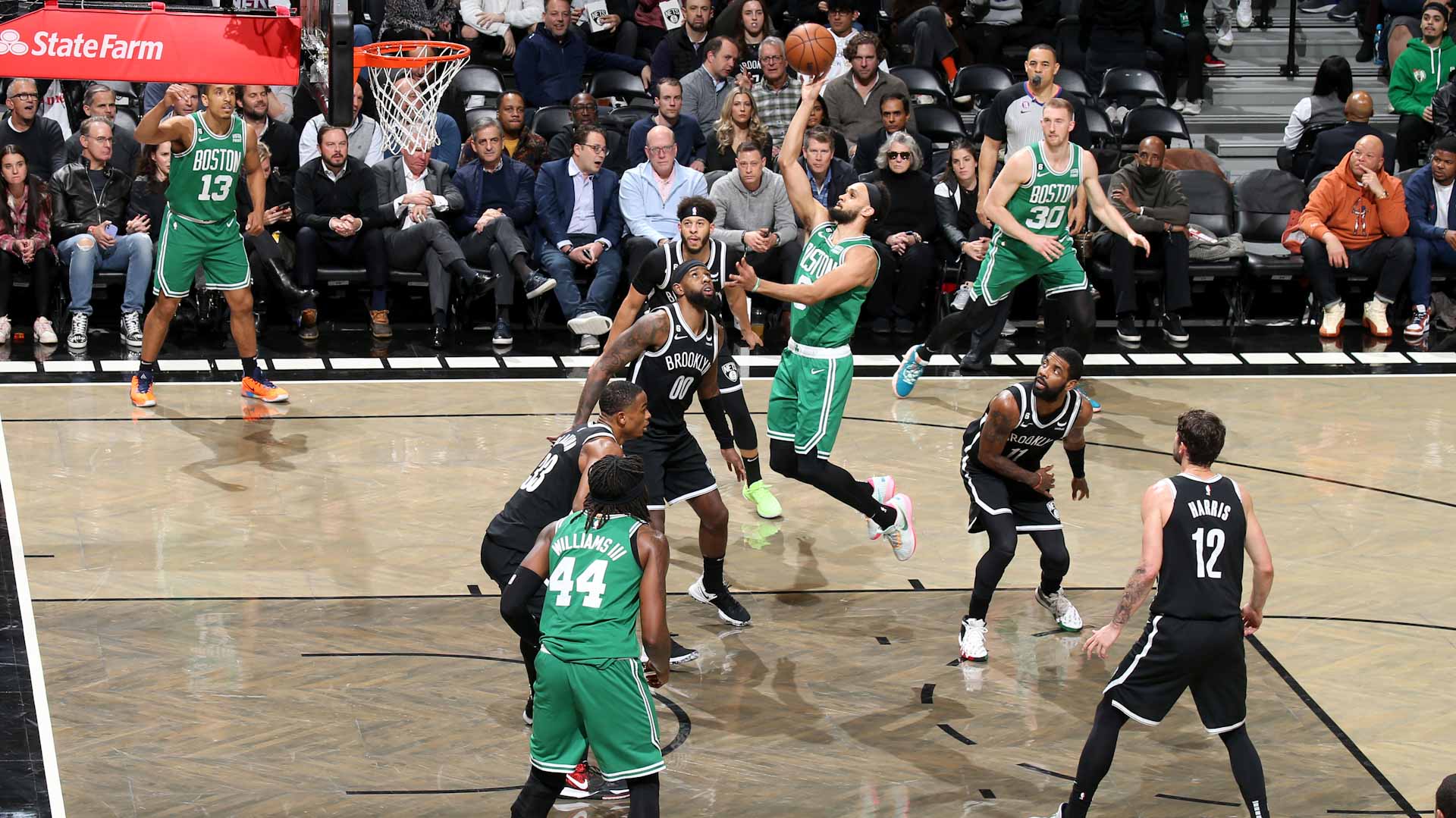 صورة بعنوان: بوسطن يعزز صدارته للمنطقة الشرقية في السلة الأميركية 