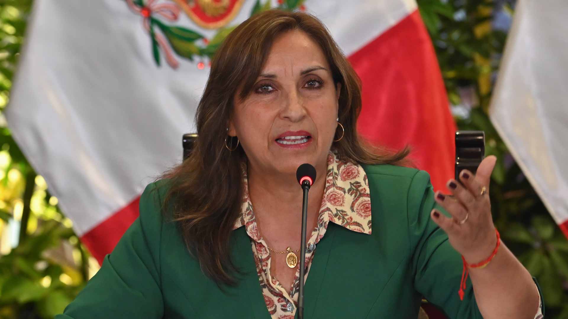 Image for the title: Despite ongoing protests, Peru Pres. says "I will not resign" 