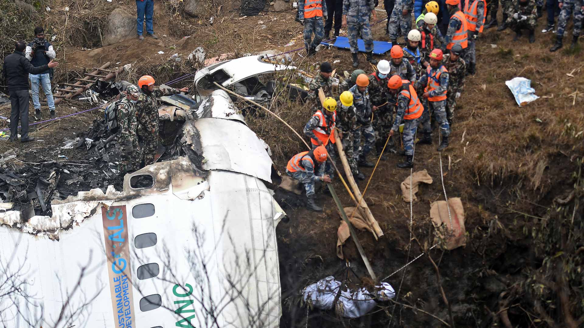 Image for the title: Survival chances in the plane disaster in Nepal are zero 