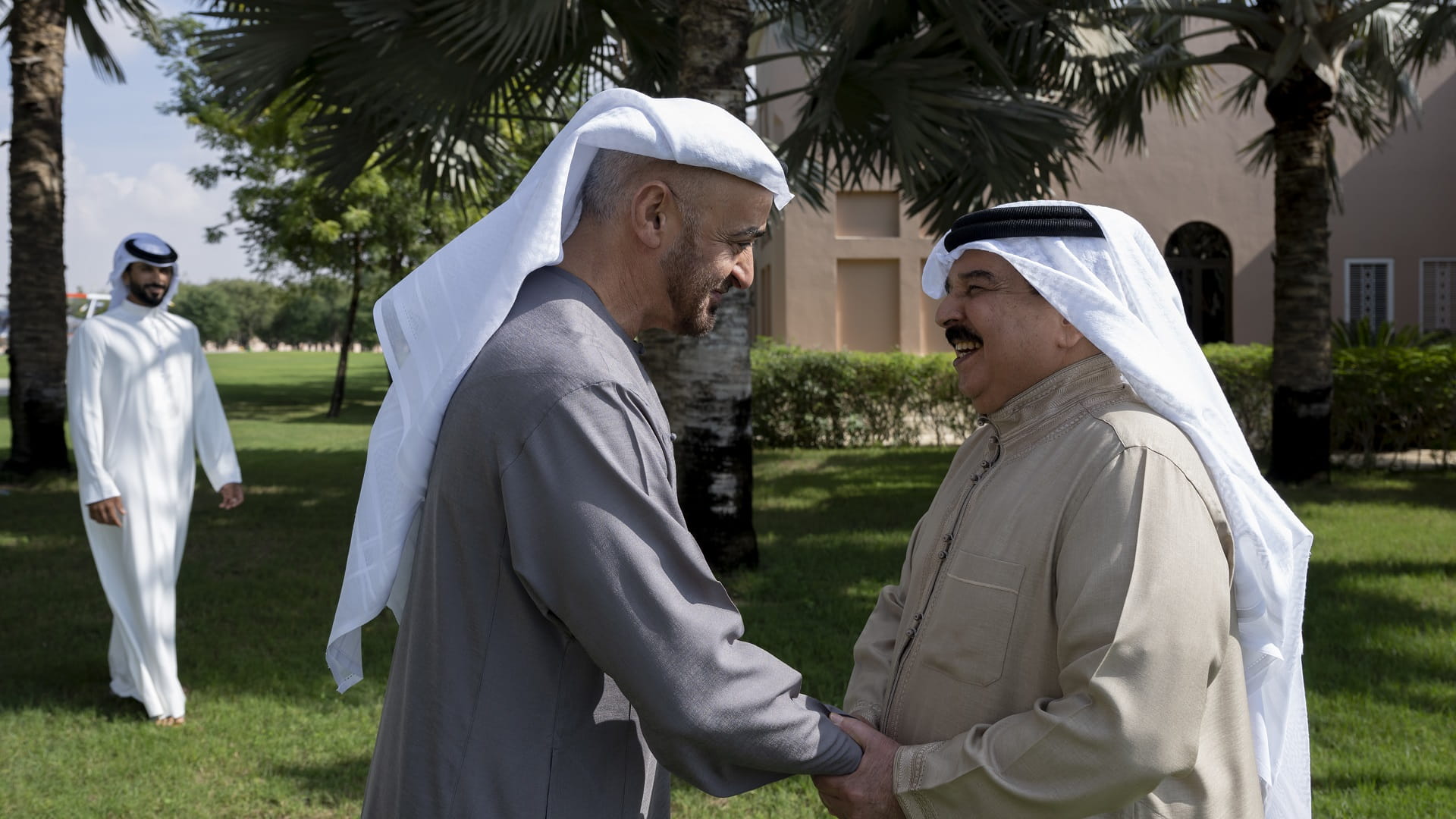Image for the title: King of Bahrain receives UAE President at his residence in AD 