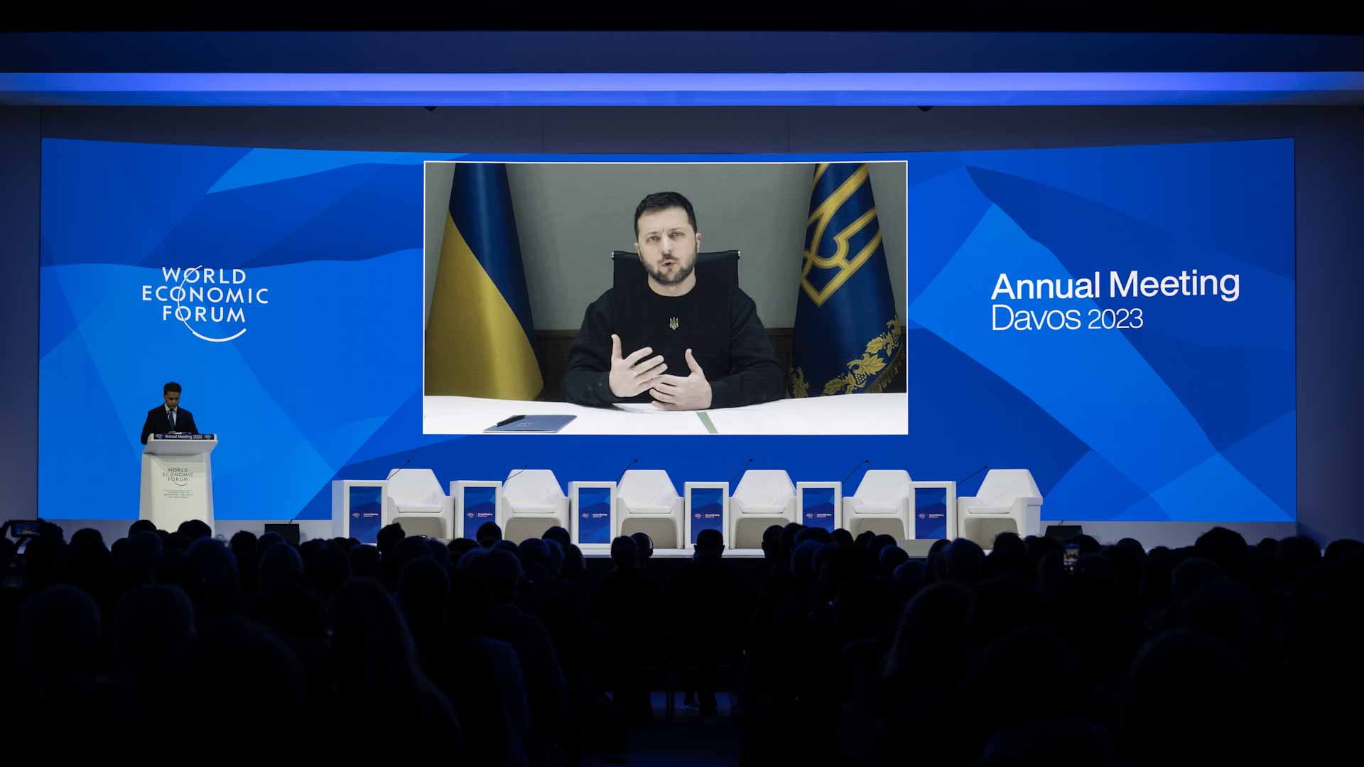 صورة بعنوان: زيلينسكي ينتقد تردد ألمانيا في تزويد أوكرانيا بدبابات متطورة 