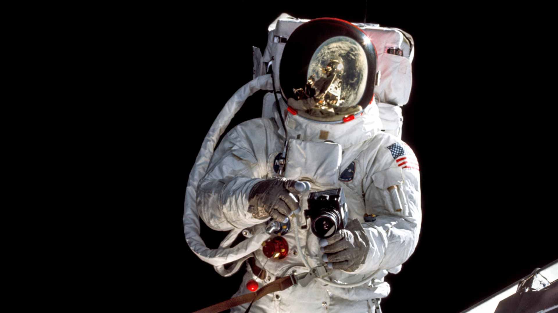 Image for the title: Stars to gather at Xposure as NASA specialists recapture moments 