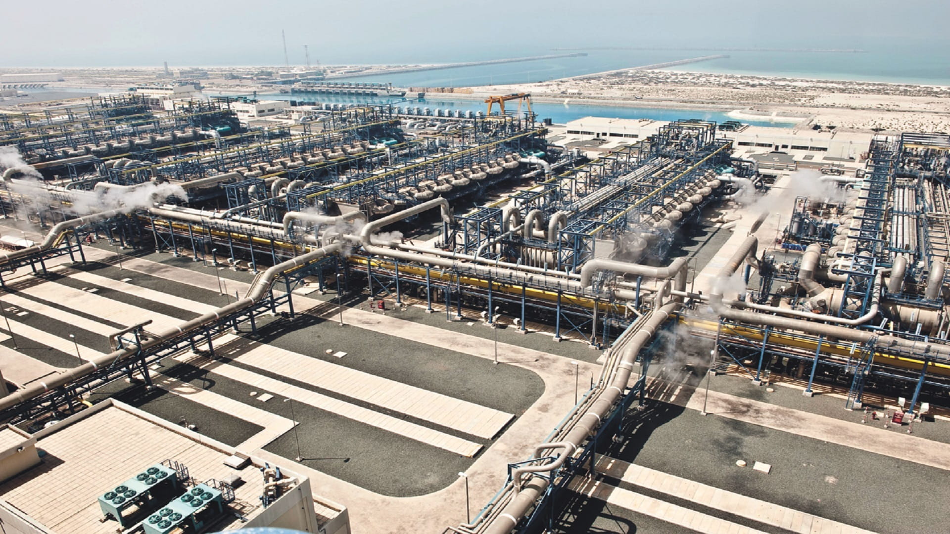 صورة بعنوان: "طاقة" تستحوذ على حصة في شركة تشغيل وصيانة محطة "الطويلة بي" 