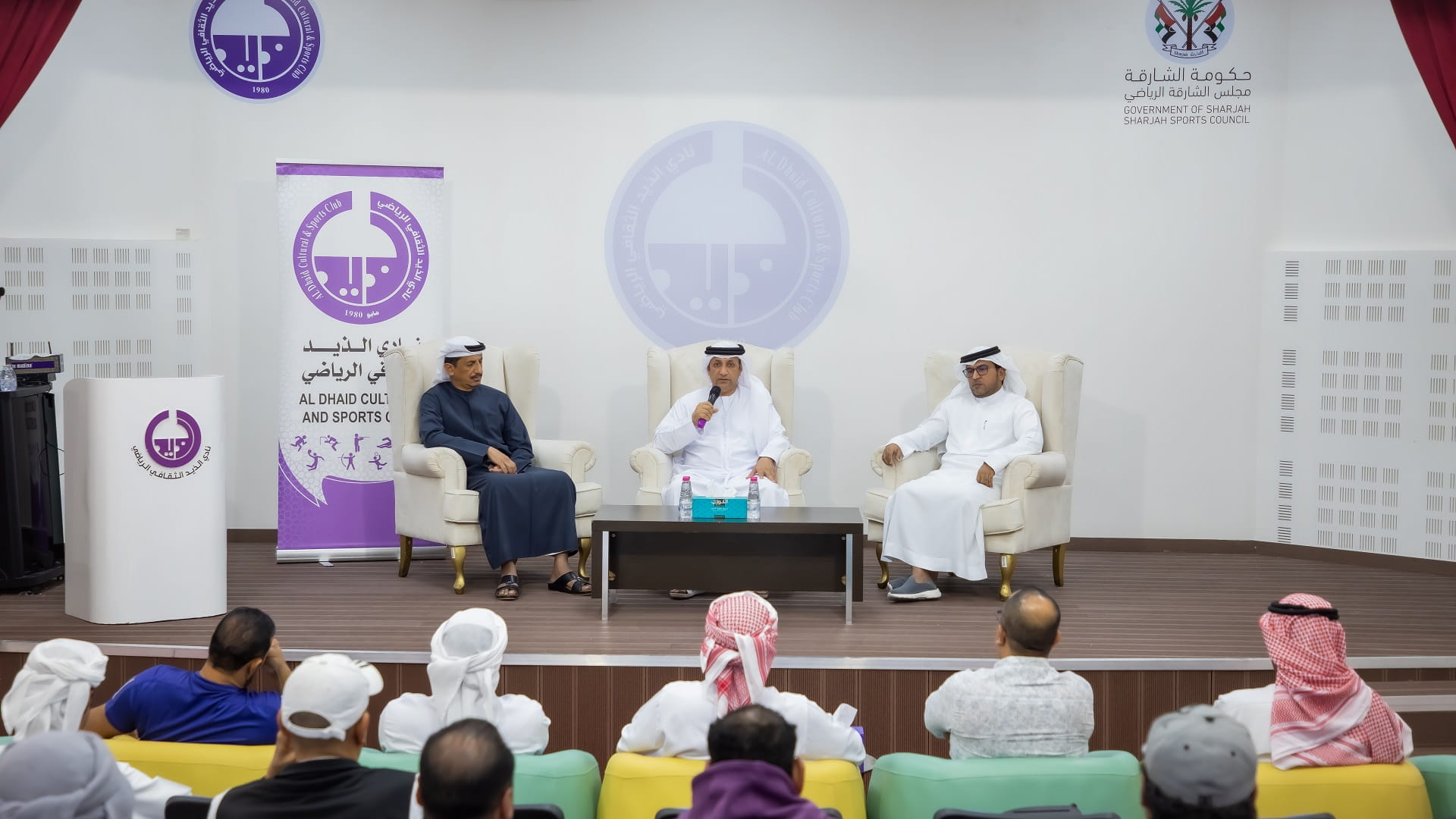 صورة بعنوان: نادي الذيد يواصل استقطاب الكفاءات المواطنة الرياضية بكافة ألعابه 