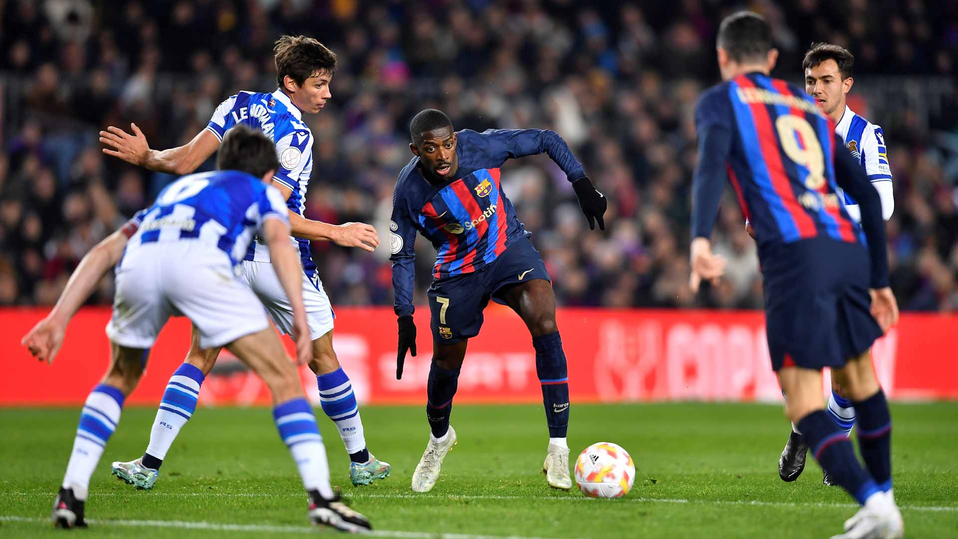 صورة بعنوان: برشلونة يتأهل إلى نصف نهائي كأس إسبانيا 