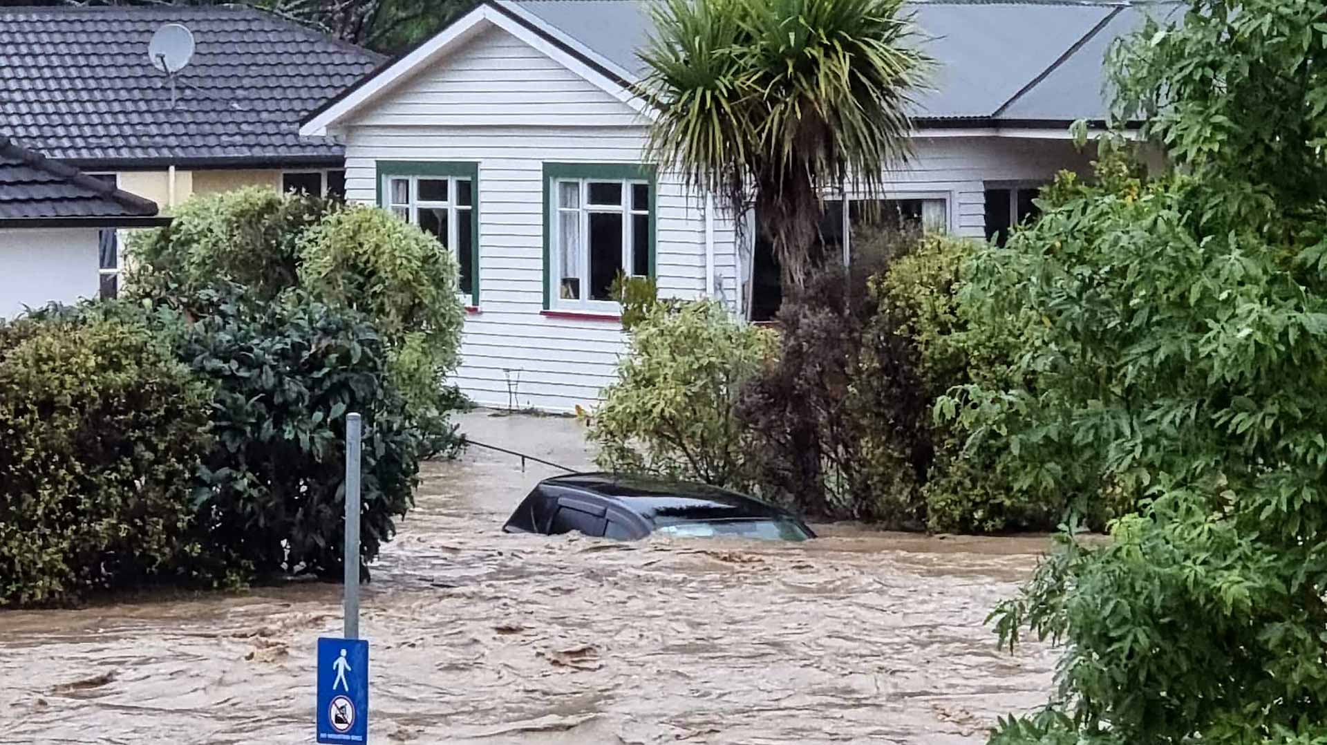 Image for the title: New Zealand counts cost of Auckland floods, more rain forecast 