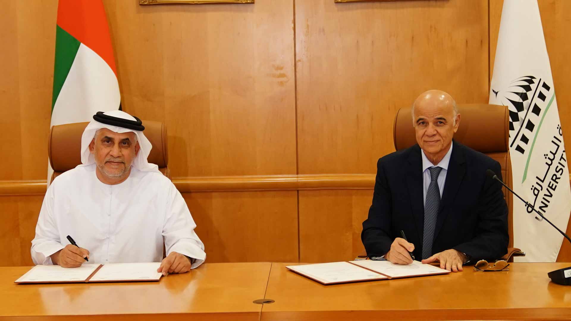 صورة بعنوان: جامعة الشارقة وهيئة الإمارات للتصنــيـف توقعان مذكرة تفاهم 