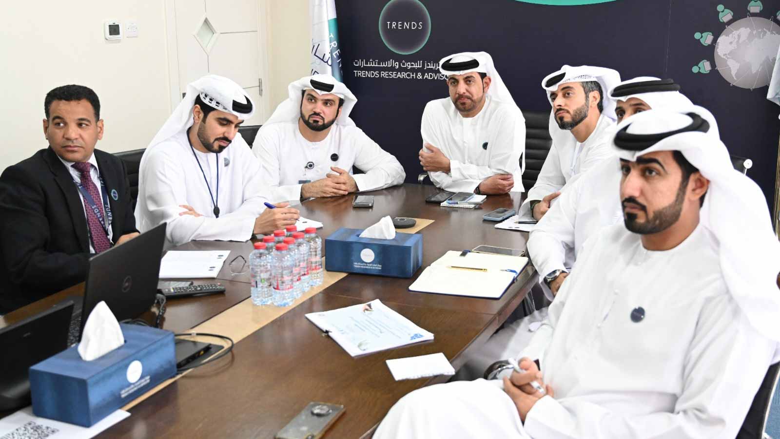 صورة بعنوان: "تريندز" و"البحوث للعلوم الإنسانية بجامعة الشارقة" يبحثان التعاون 