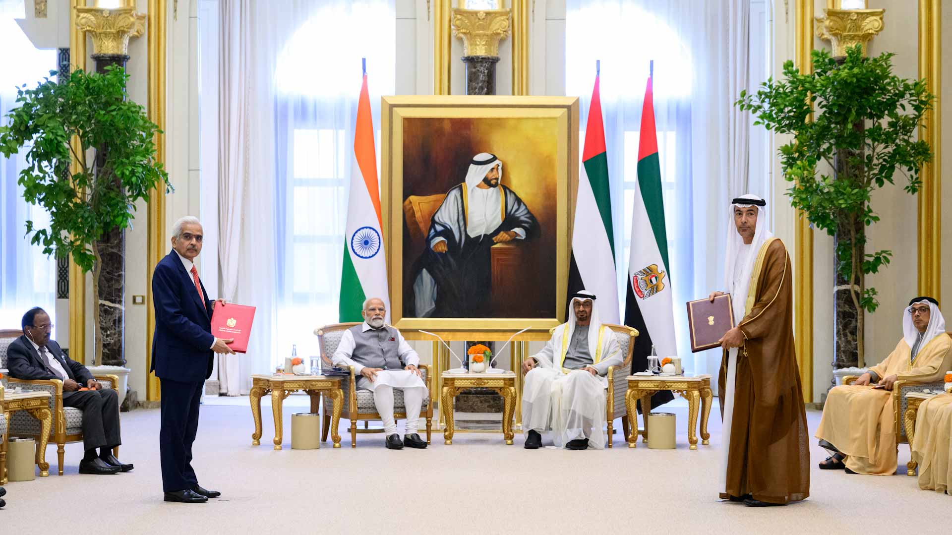 صورة بعنوان: المصرف المركزي:مذكرتا التفاهم مع"الاحتياطي الهندي" تدعمان الشراكة  