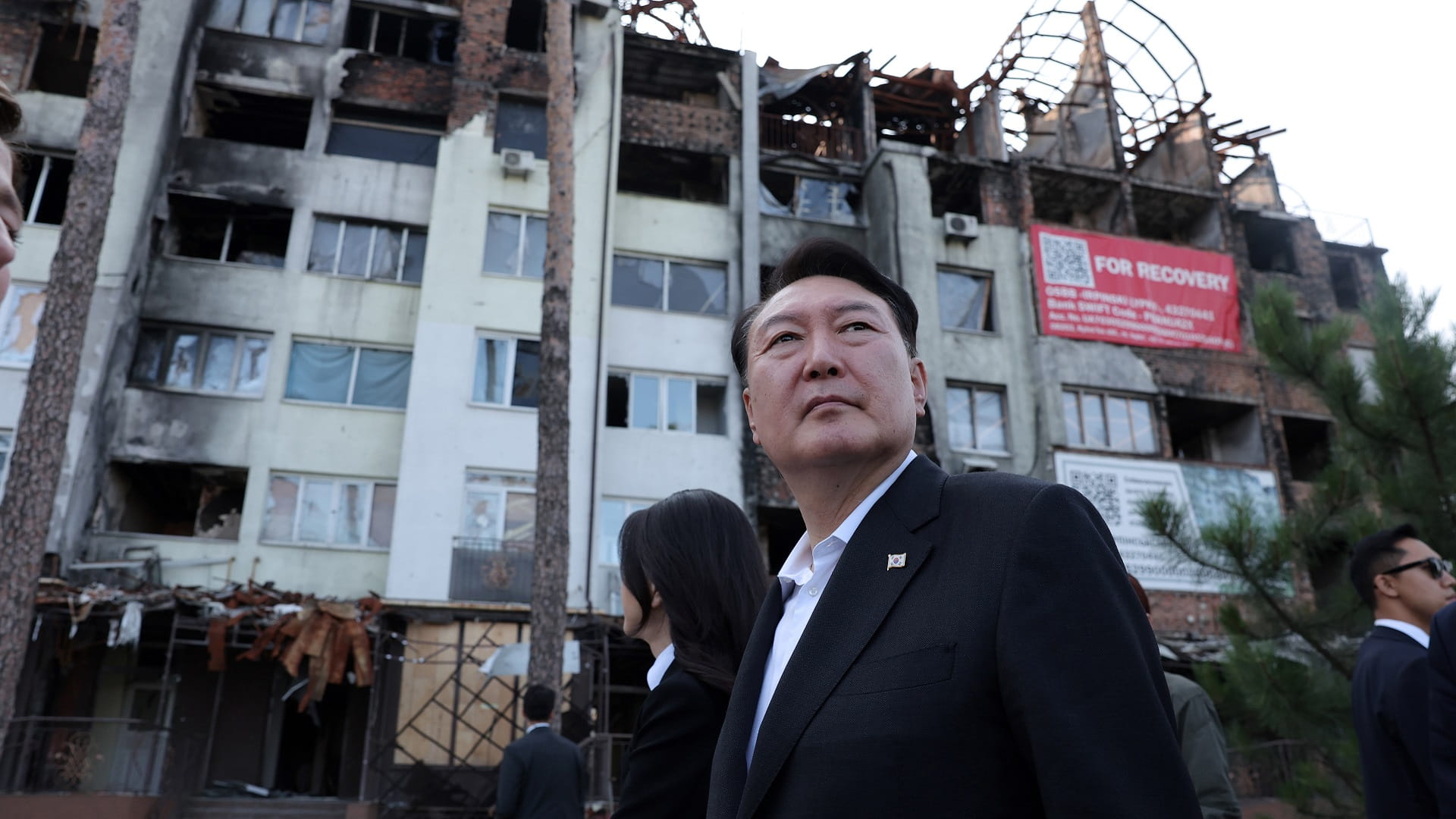 Image for the title: South Korea's president in Ukraine to see Zelensky 