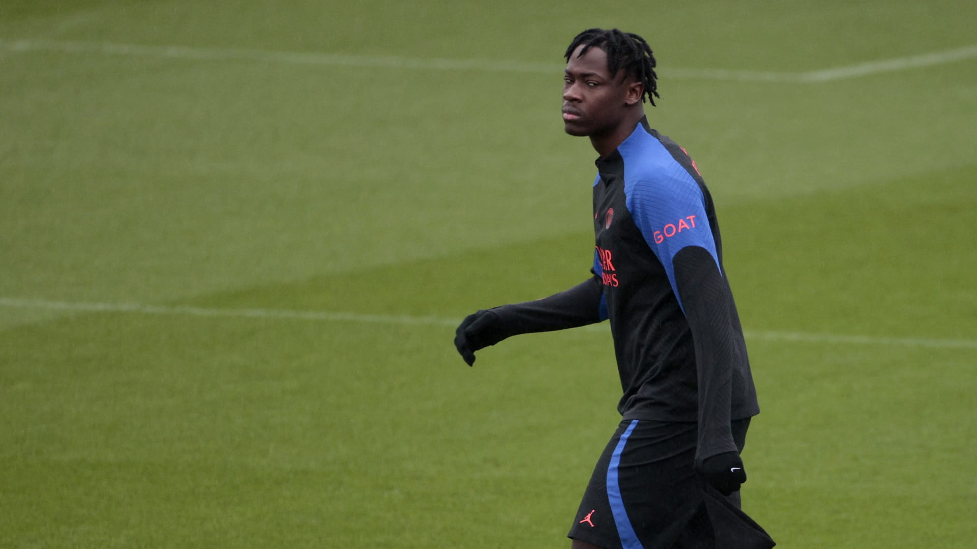 صورة بعنوان: نادي لايبزج الألماني يتعاقد مع المدافع الفرنسي بيتشيابو 