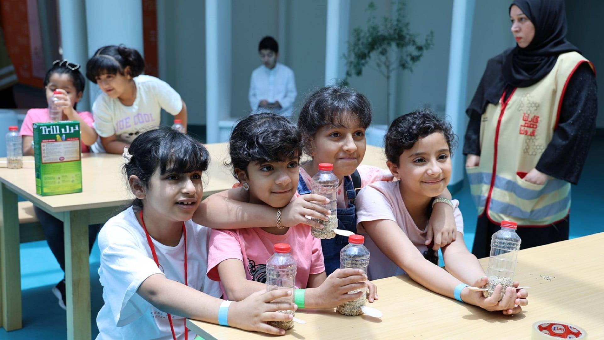 صورة بعنوان: جائزة الشارقة للعمل التطوعي تغرس قيم التطوع في نفوس الأطفال 