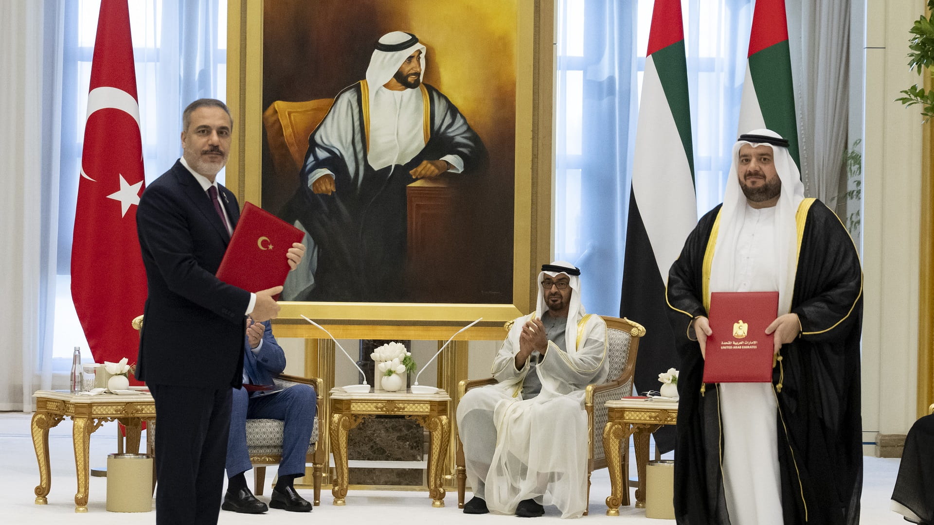 Image for the title: UAE President, Erdogan witness signings of several agreements 