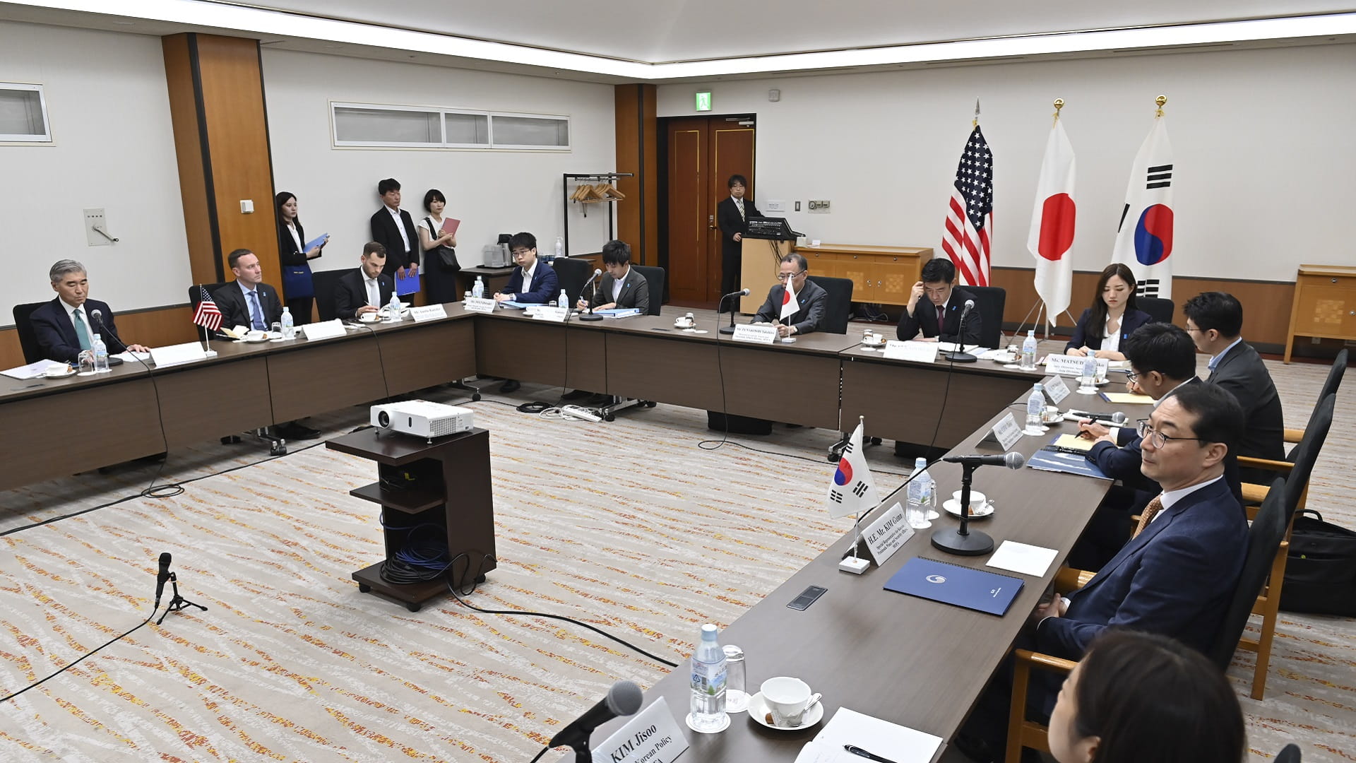 Image for the title: US, Japan, South Korea to hold summit in August 