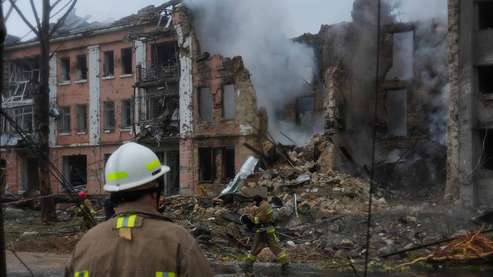 Image for the title: Kyiv tried to hit Crimea with drones 