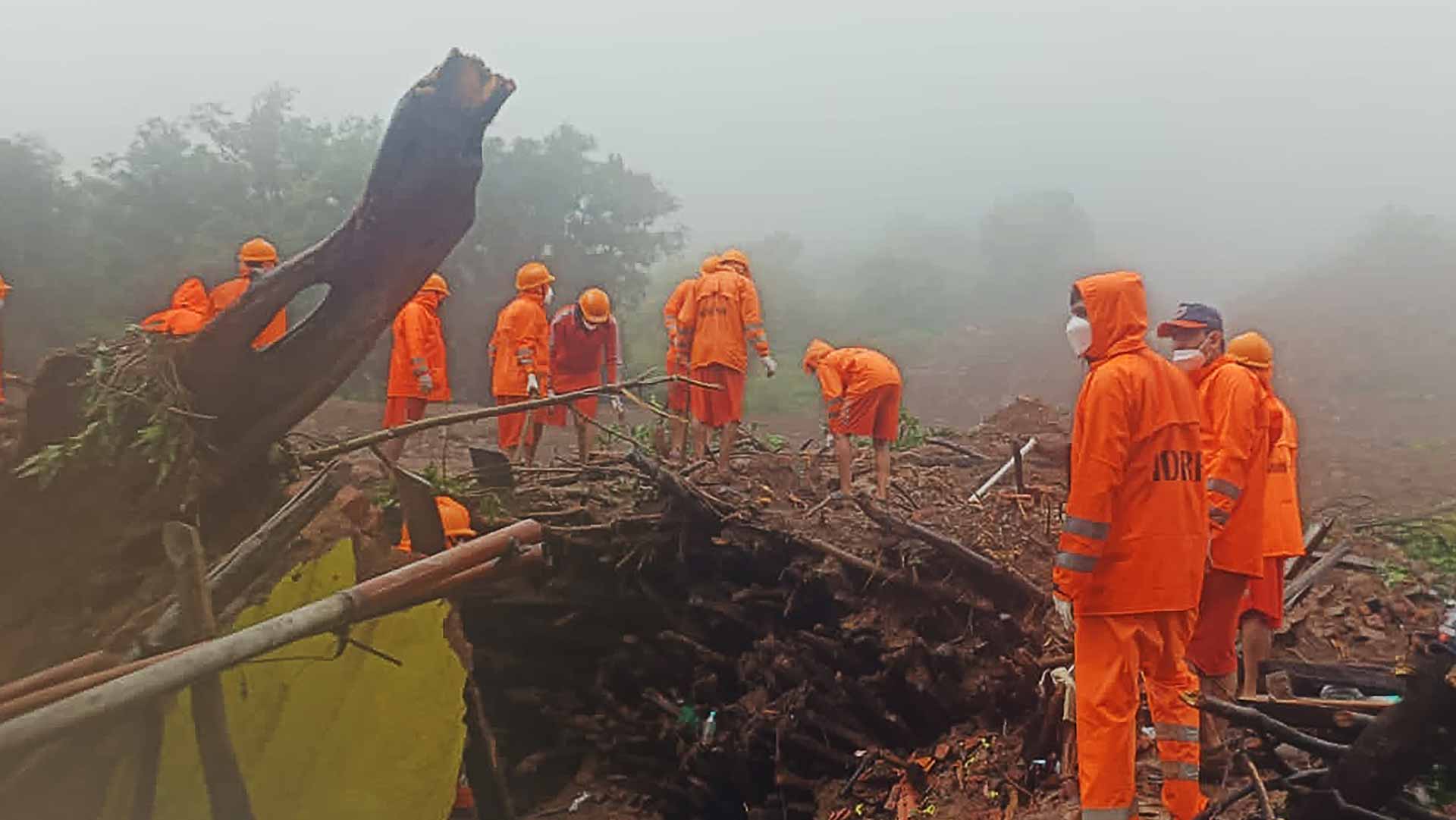 Image for the title: Death toll in Indian landslide hits 22 