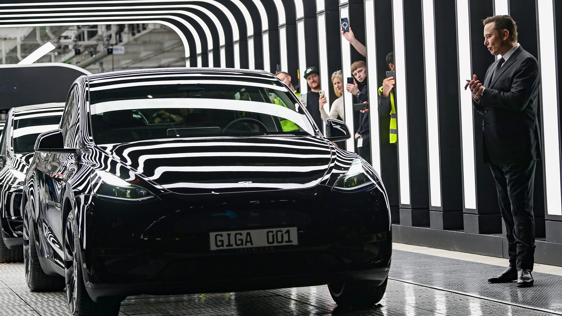 Image for the title: Ford launches 'hands-free' driving on UK motorways 