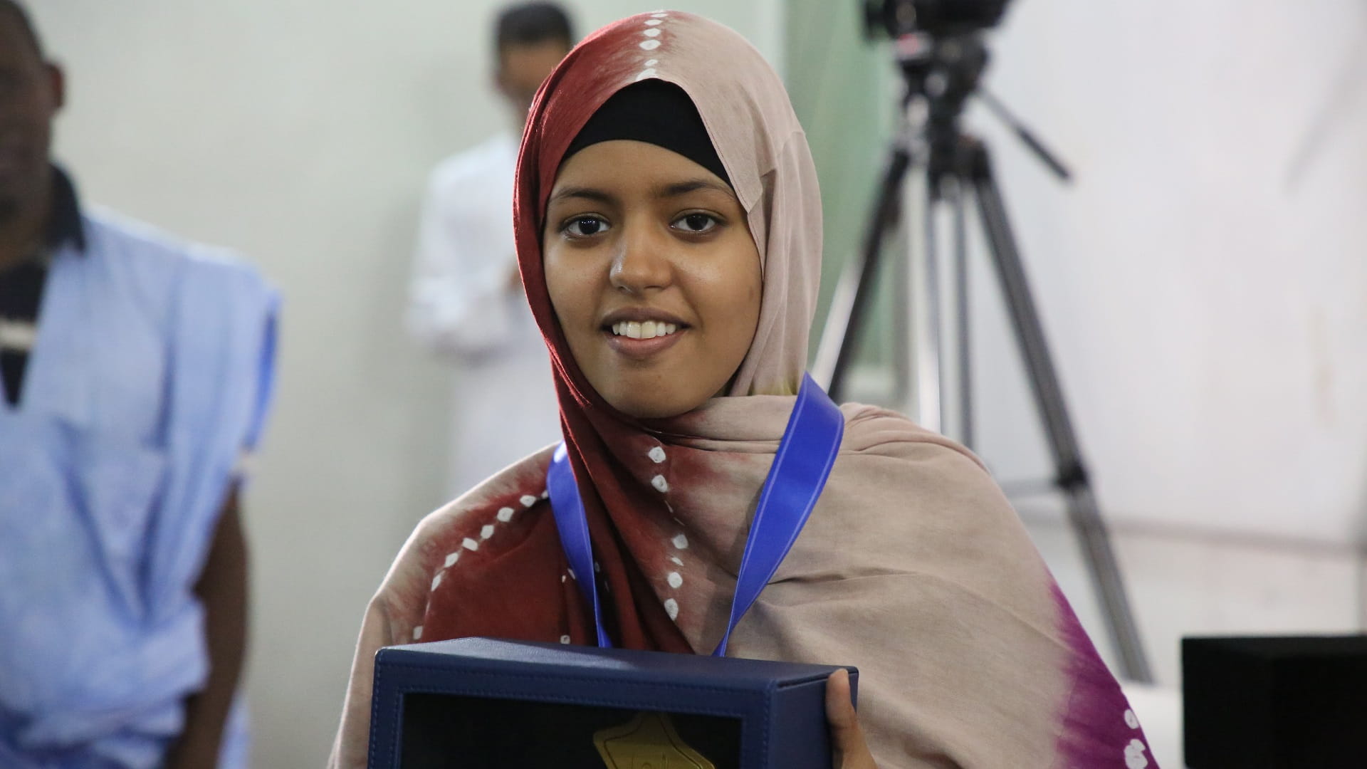 صورة بعنوان: تحدي القراءة العربي يتوّج صفية كوري بطلة للنسخة الـ7 في موريتانيا 