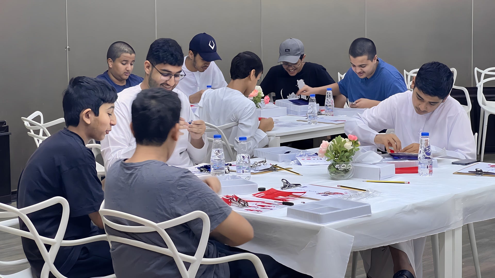 صورة بعنوان: نادي الشارقة للسيارات القديمة يواصل برامجه الصيفية بفعاليات مبتكرة 