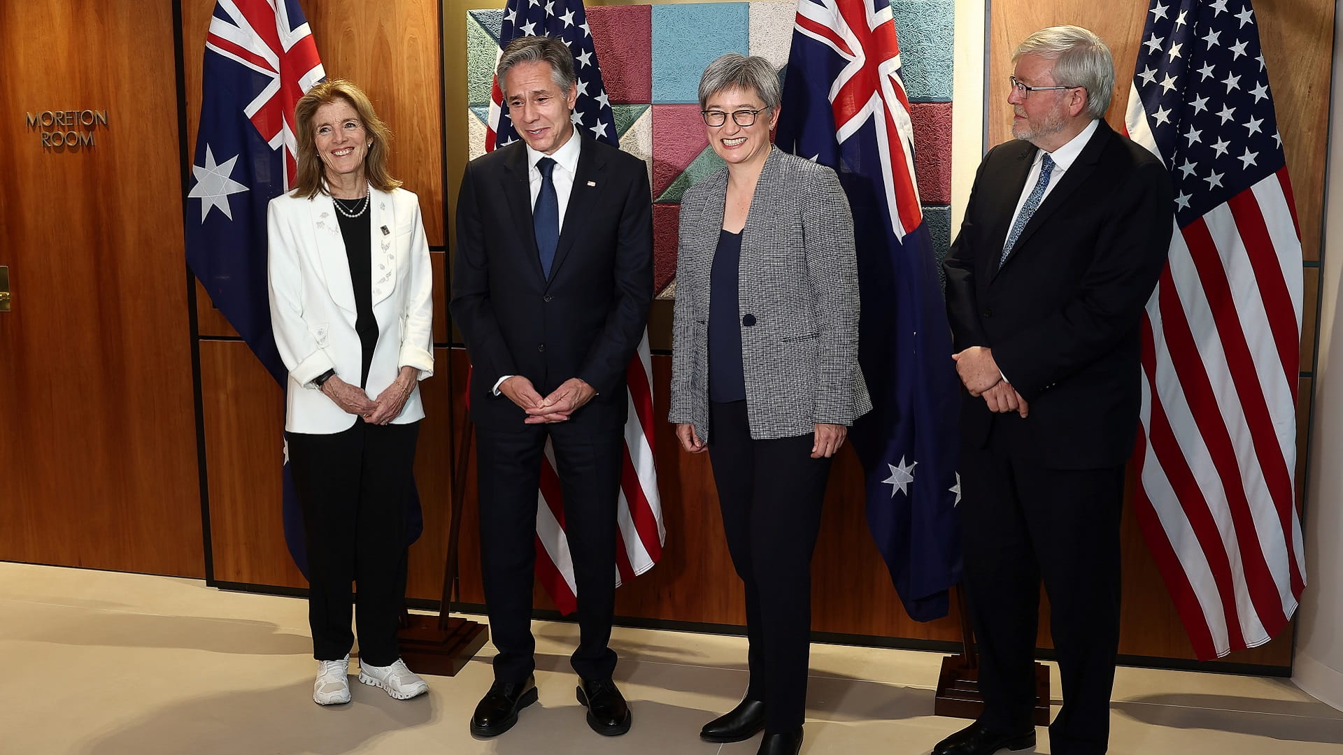 Image for the title: Blinken, Austin visit Australia on last leg of Pacific blitz 