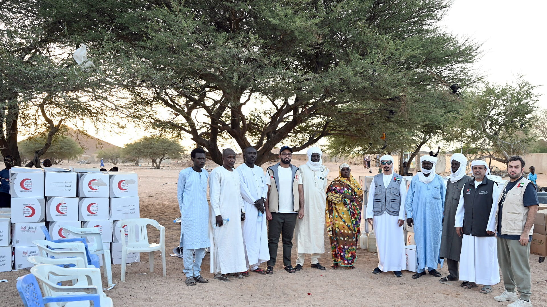 Image for the title: UAE delivers more food assistance to Sudanese refugees in Chad 