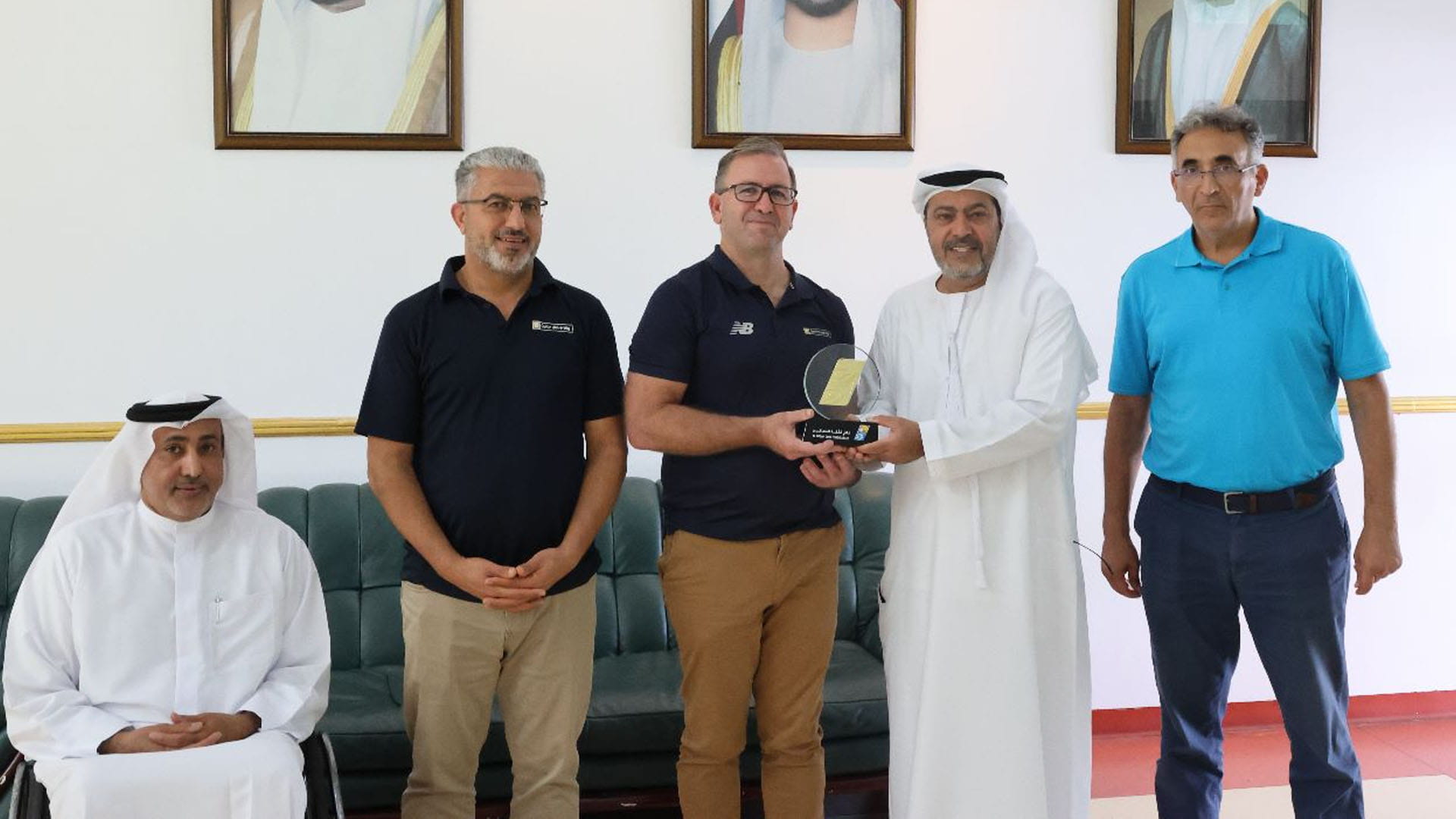 صورة بعنوان: "الثقة للمعاقين" يستقبل فريق بحثي متخصص من جامعة كيرتن الأسترالية 