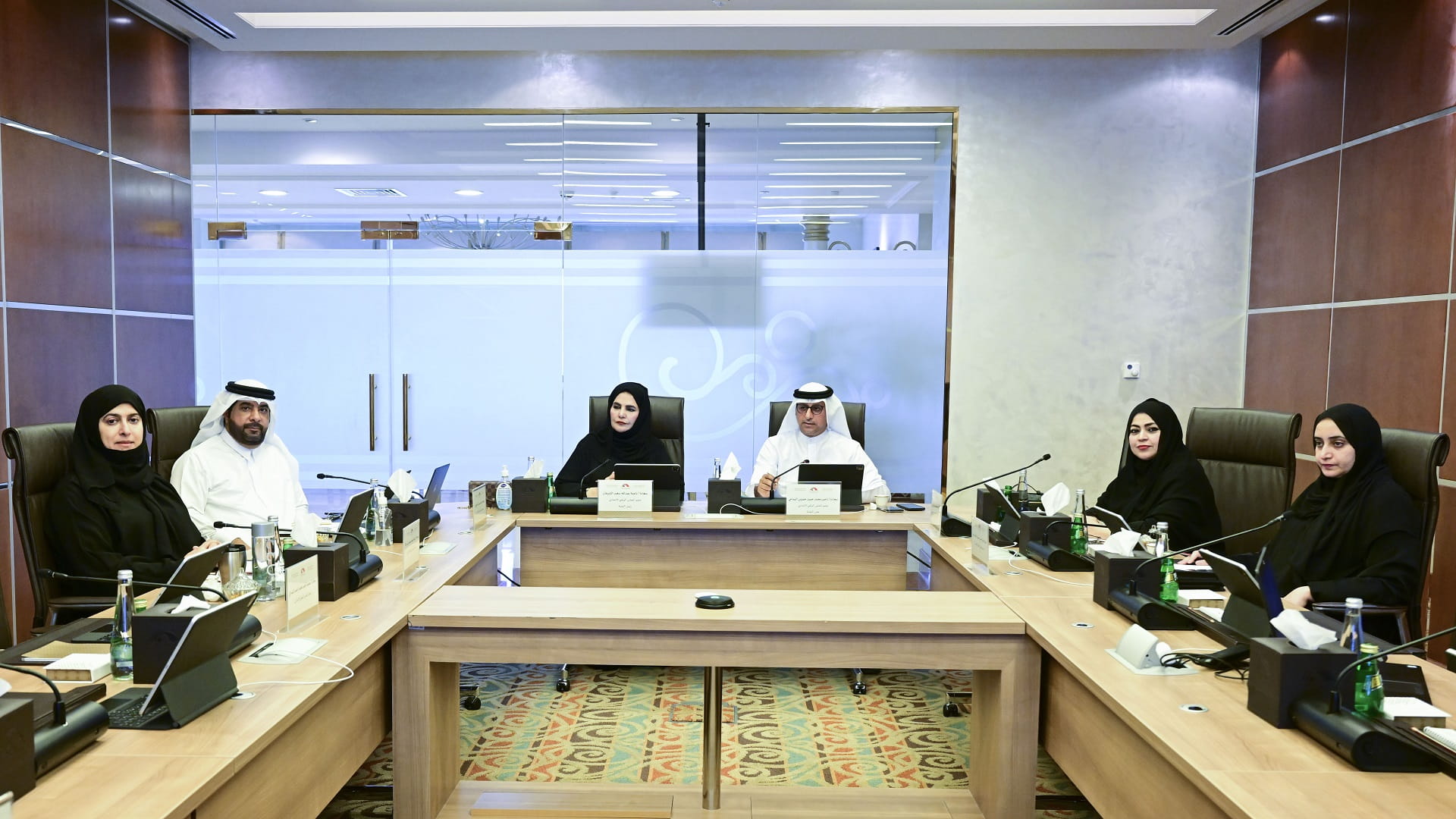 صورة بعنوان: لجنة "الوطني" تناقش تقرير سياسة الحكومة بشأن السلامة الغذائية 