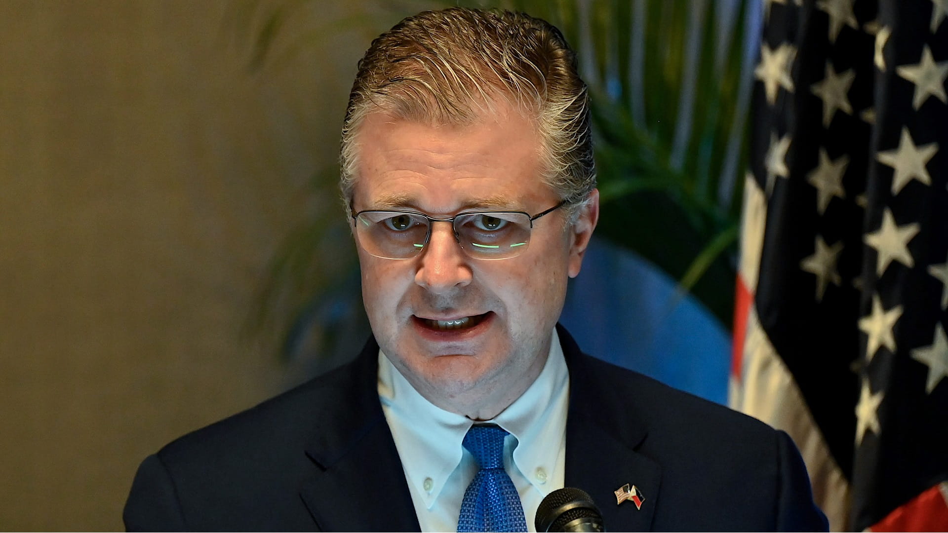 Image for the title: Senior State Department official to visit China amid tense ties 