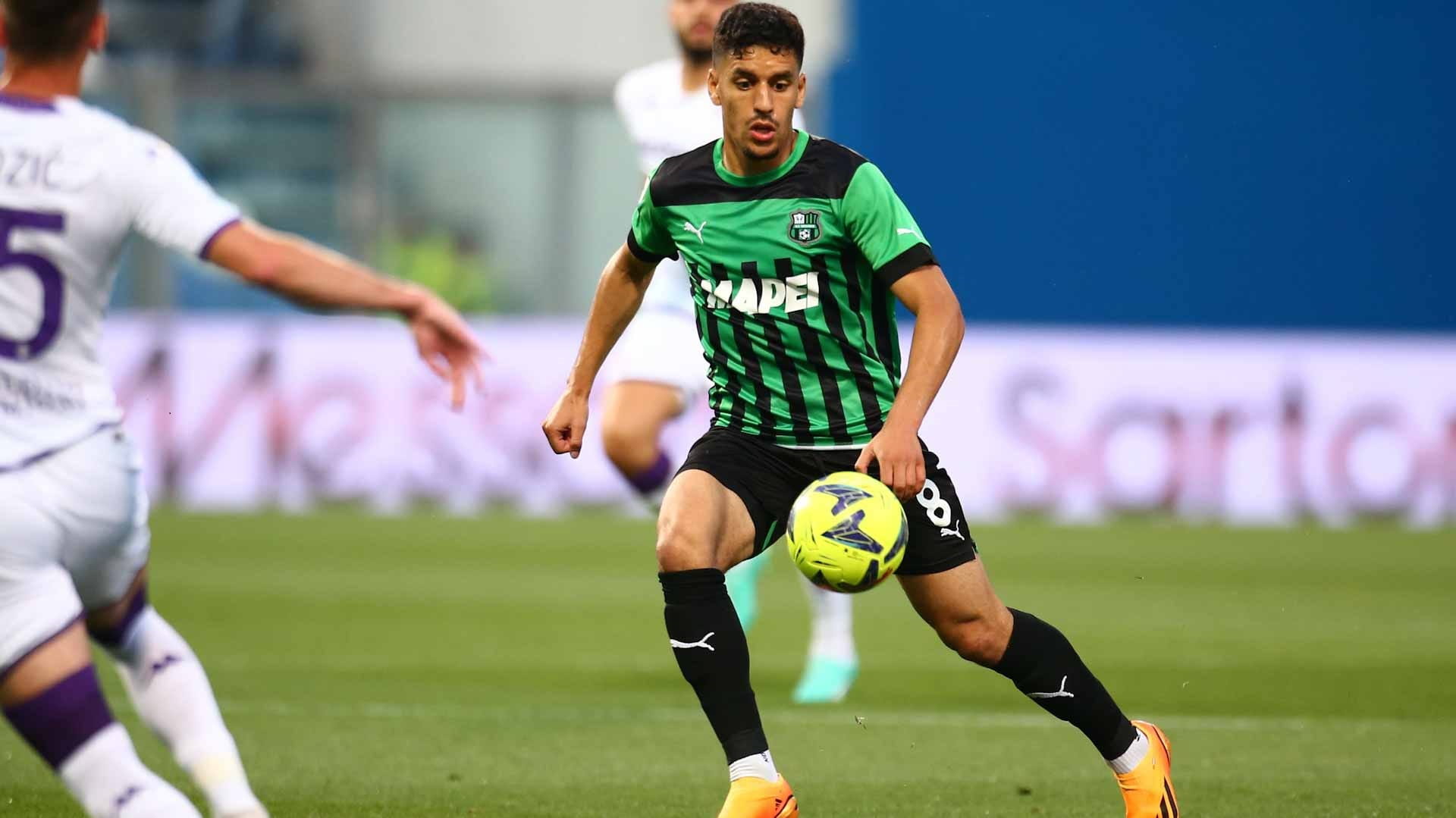 صورة بعنوان: فيورنتينا يقسو على ساسولو في الدوري الإيطالي 