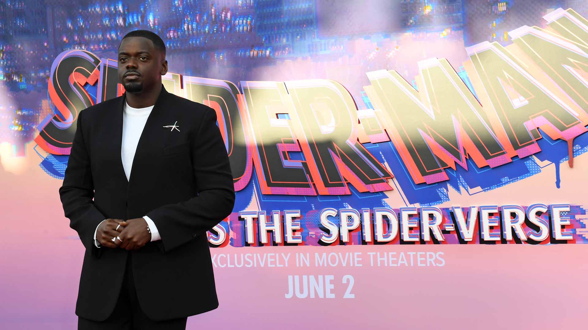 صورة بعنوان: أحدث أفلام الرجل العنكبوت يقود بوصلة السينما في أميركا الشمالية 