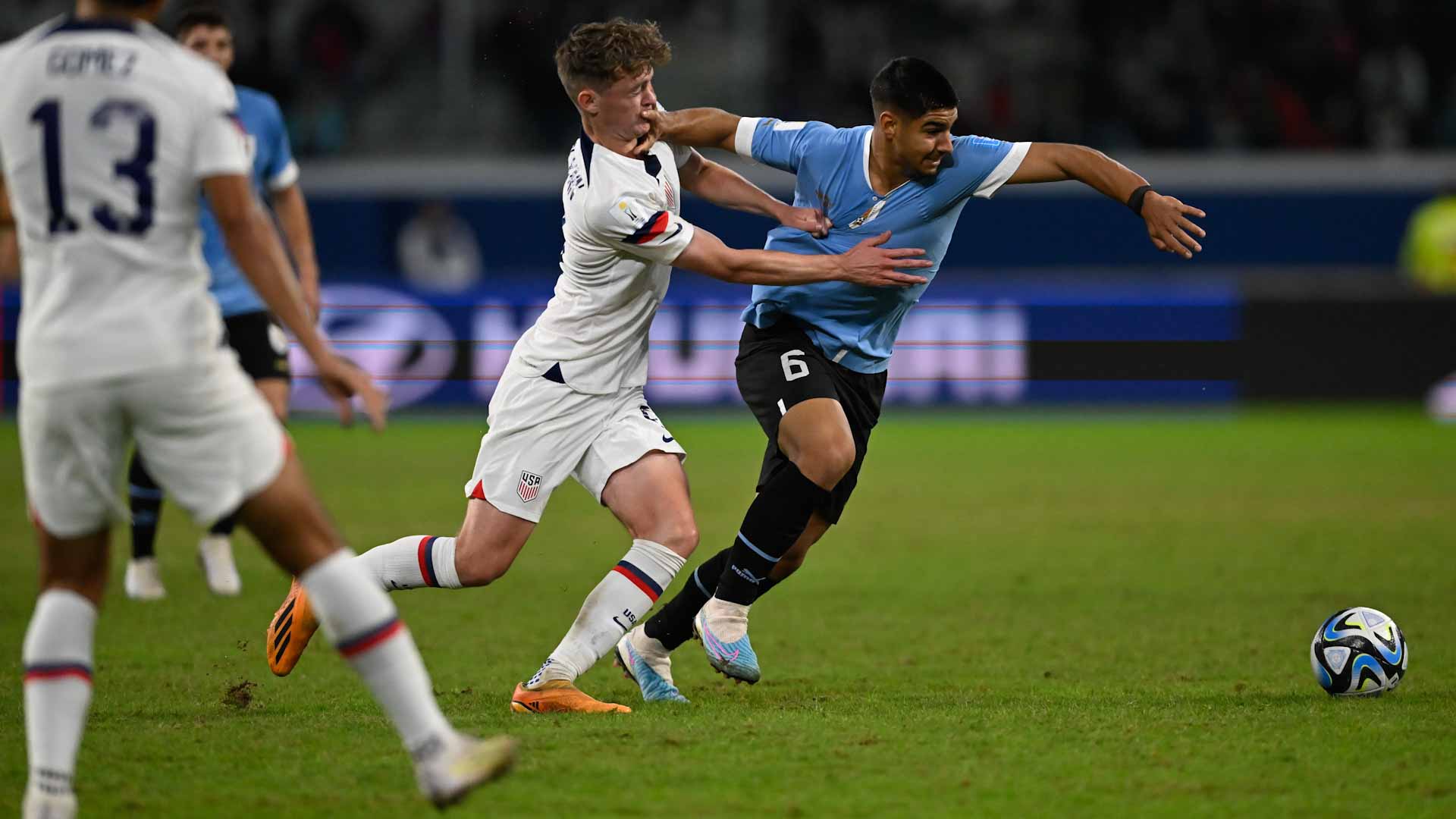 صورة بعنوان: منتخب أوروجواي يتأهل للمربع الذهبي في مونديال الشباب 