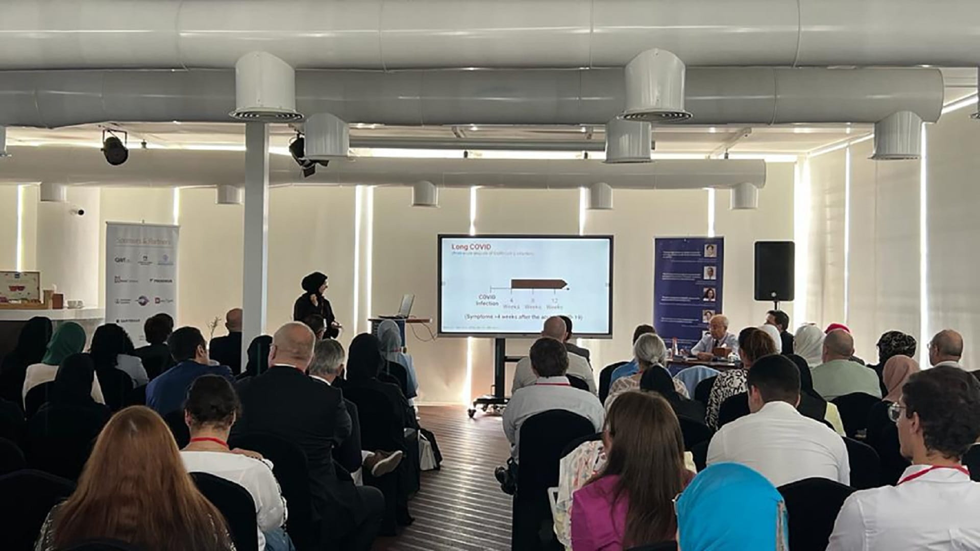 صورة بعنوان: جامعة الشارقة تشارك بمؤتمر "فصل البلازما وأمراض التمثيل الغذائي"  