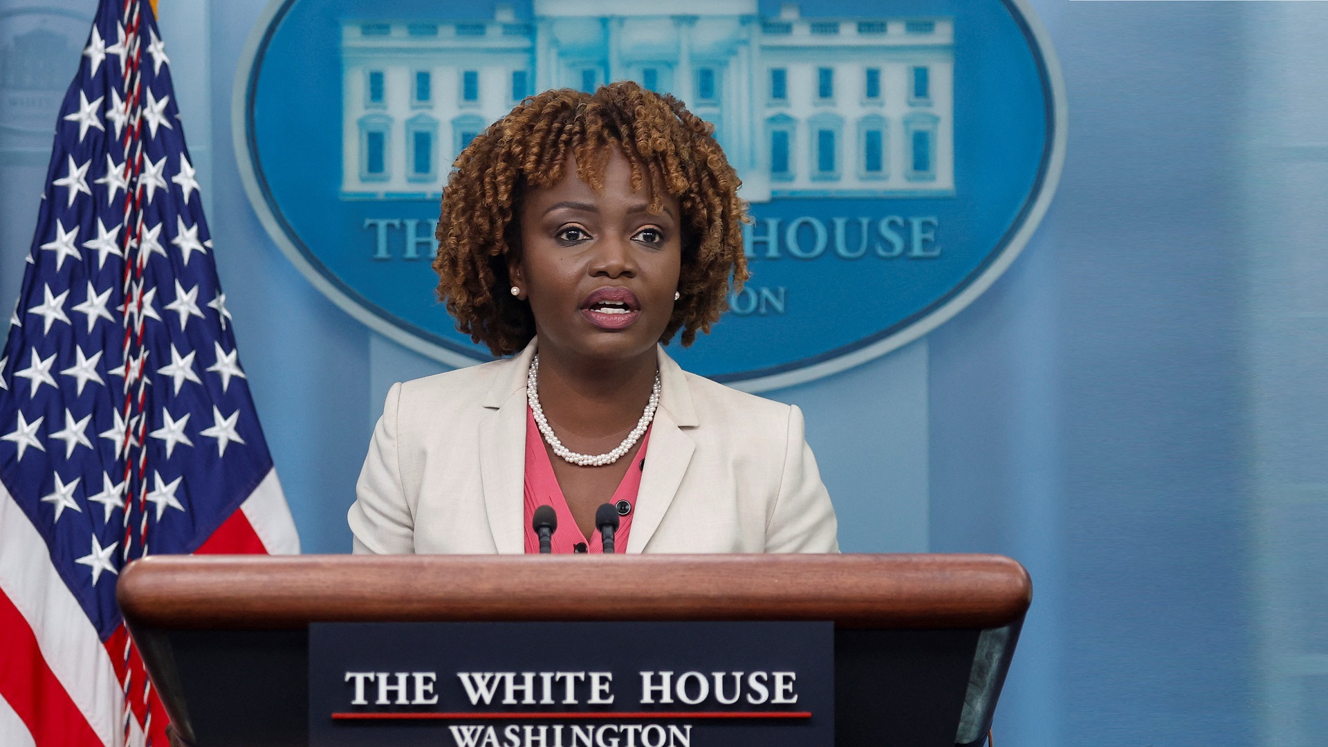 صورة بعنوان: البيت الأبيض يشيد بـ"محادثات بناءة" أجراها بلينكن مع الرئيس الصيني 