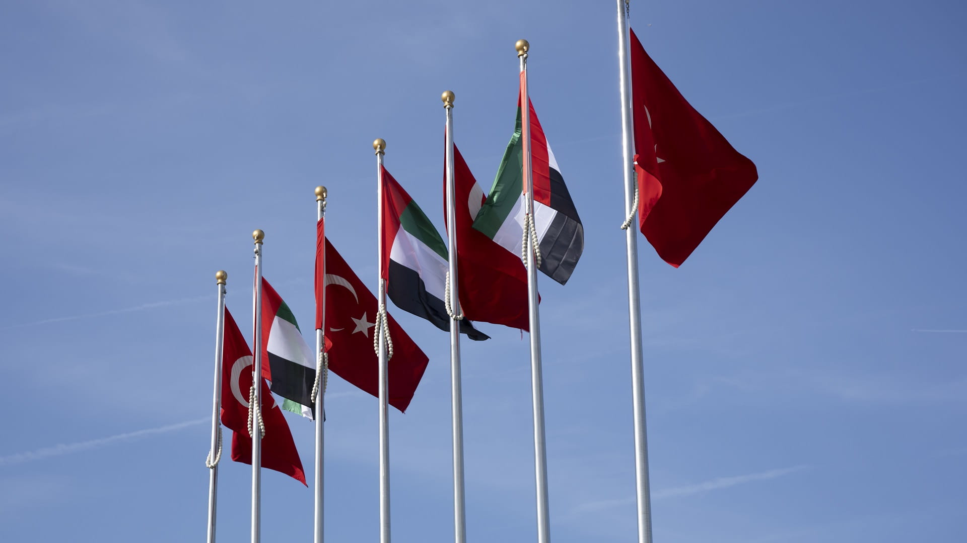 صورة بعنوان: الإمارات وتركيا.. علاقات استراتيجية وشراكة وثيقة بالسياحة والطيران 