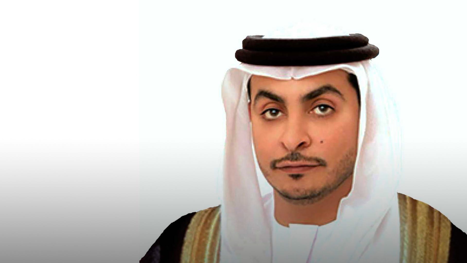 صورة بعنوان: عيسى بن زايد يهنئ رئيس الدولة ونائبيه والحكام بعيد الأضحى المبارك 