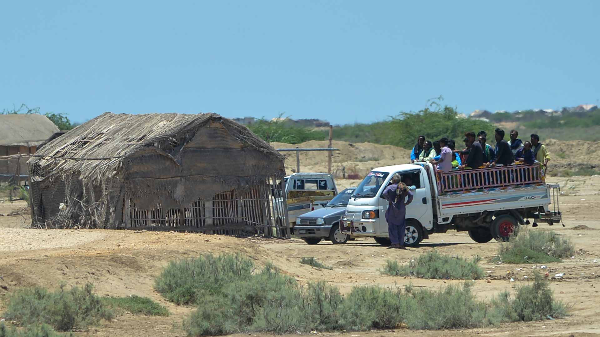 Image for the title: Pakistan: evacuations planned as cylone approaches 