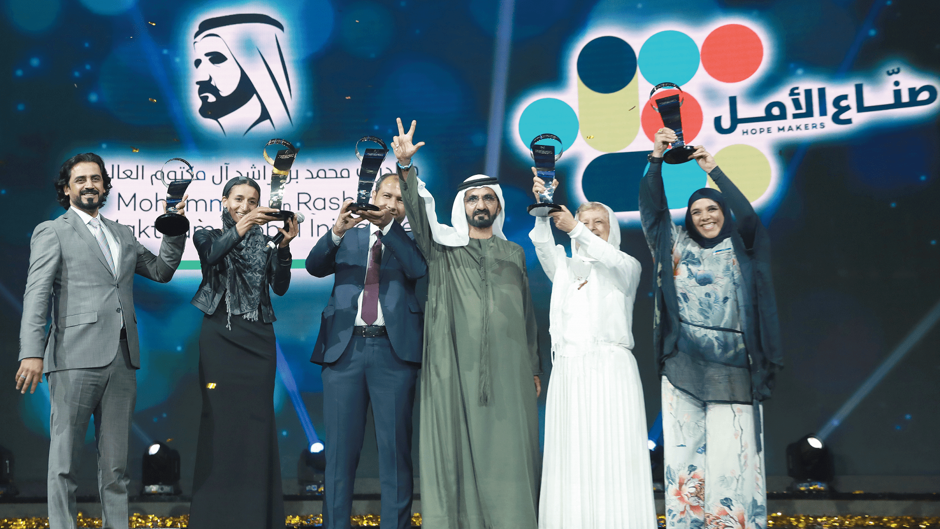 صورة بعنوان: محمد بن راشد يبحث عن "صنّاع الأمل" في العالم العربي لعام 2023  