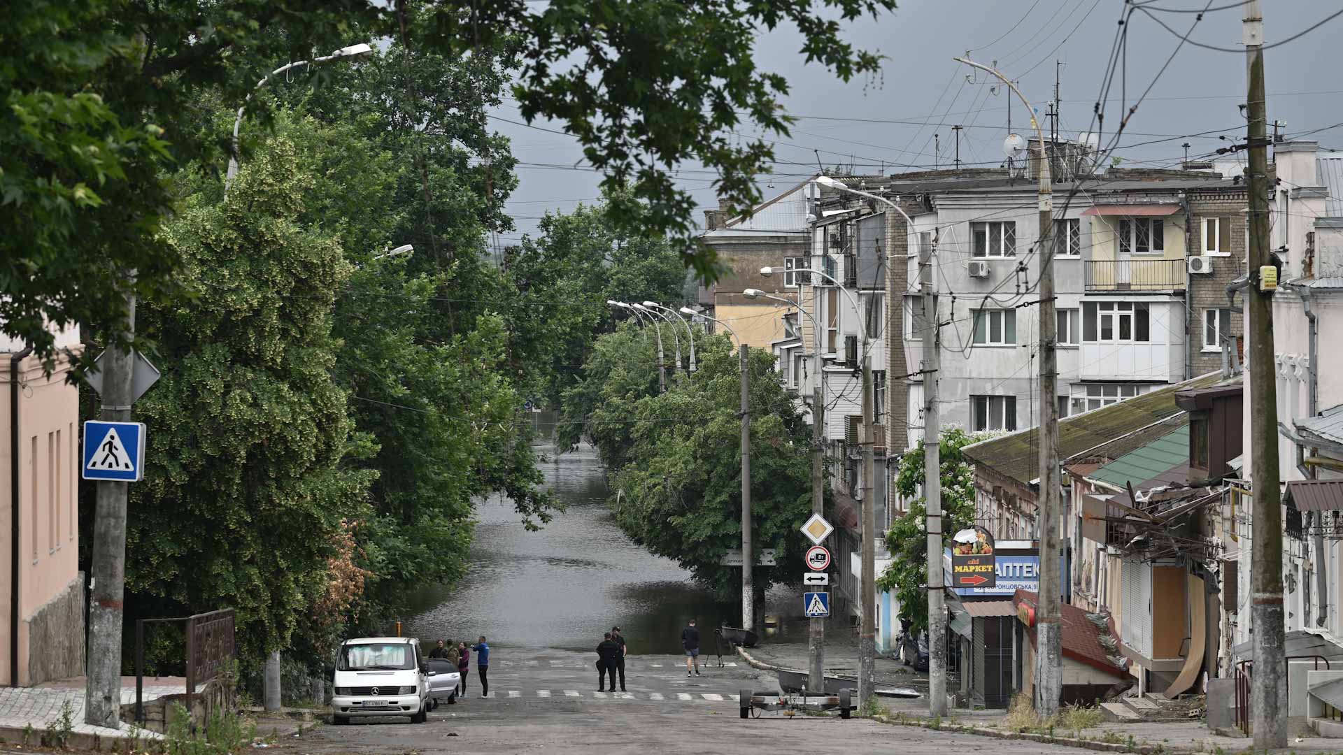 Image for the title: Three killed in Russian strike on Kryvyi Rih in central Ukraine 