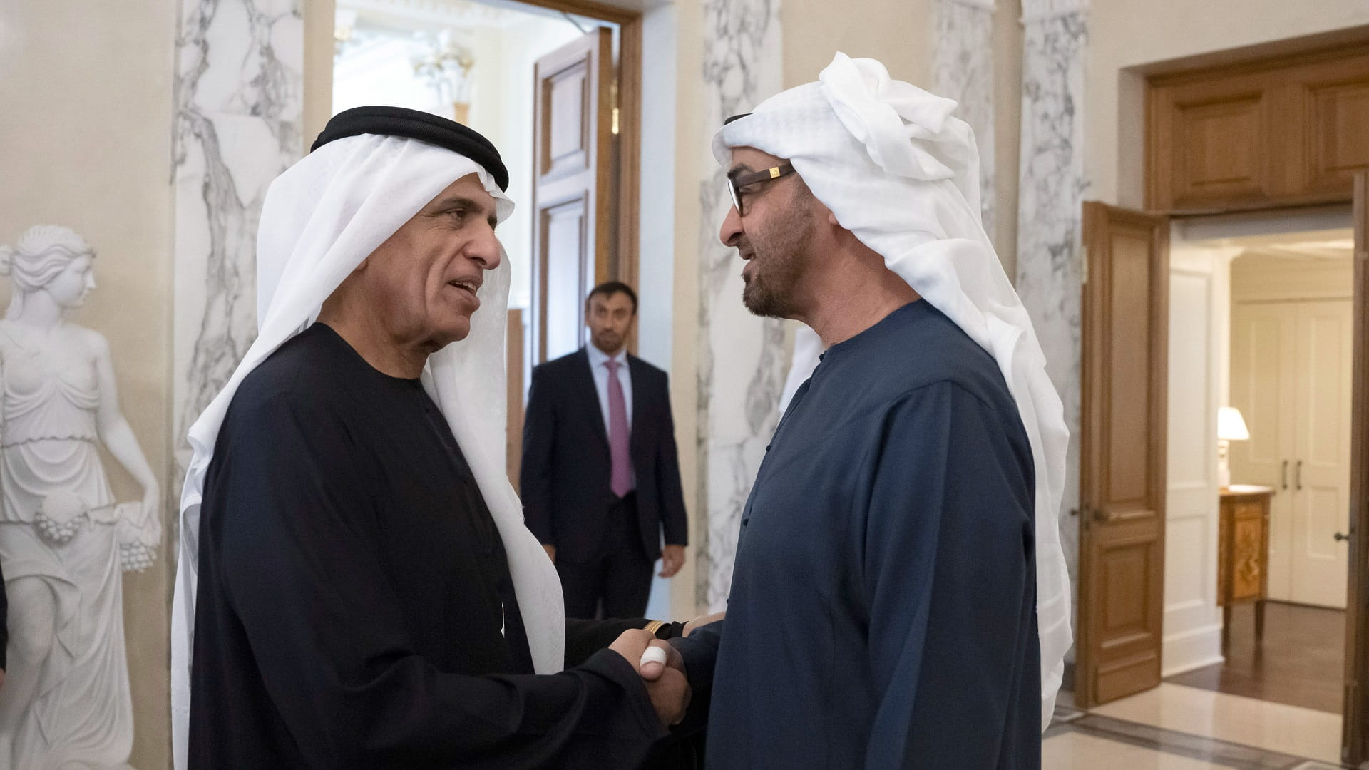 Image for the title: UAE President meets with RAK Ruler, tours UAE pavilion at SPIEF 