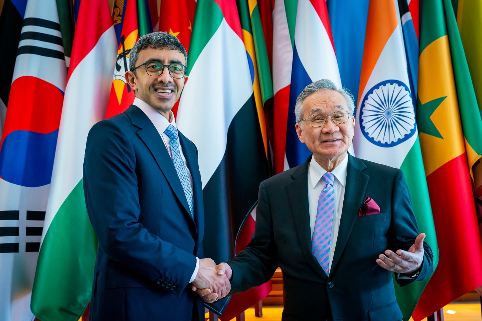 Image for the title: UAE and Thailand FM discuss cooperation 