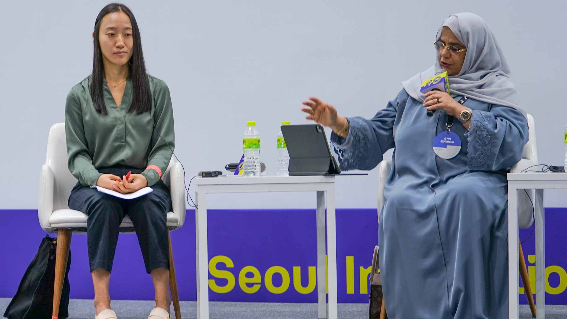 صورة بعنوان: تجربة كاتبات الإمارات وكوريا الجنوبية تفتح حواراً في سيؤول للكتاب 