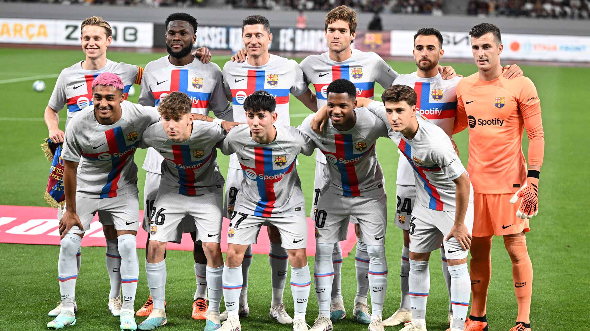 صورة بعنوان: برشلونة يبدأ حملة الدفاع عن لقبه على أرض خيتافي 