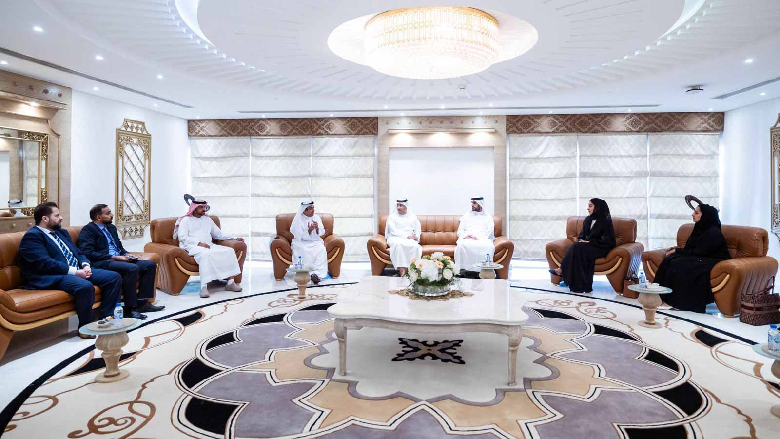 صورة بعنوان: "إكسبو الشارقة" يستعرض مشاركة رائدات الأعمال في المعارض 