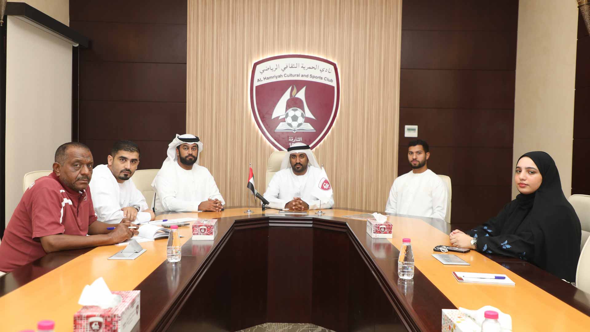 صورة بعنوان: نادي الحمرية يشكل لجنة خاصة للإشراف على "عطلتنا غير" 